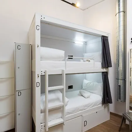 Airhostel Barcelona Airport 24h Hostel